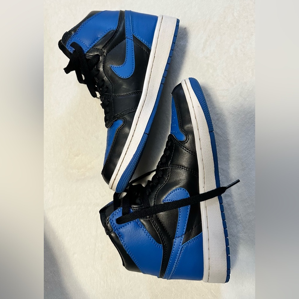Nike Black and Blue Sneakers